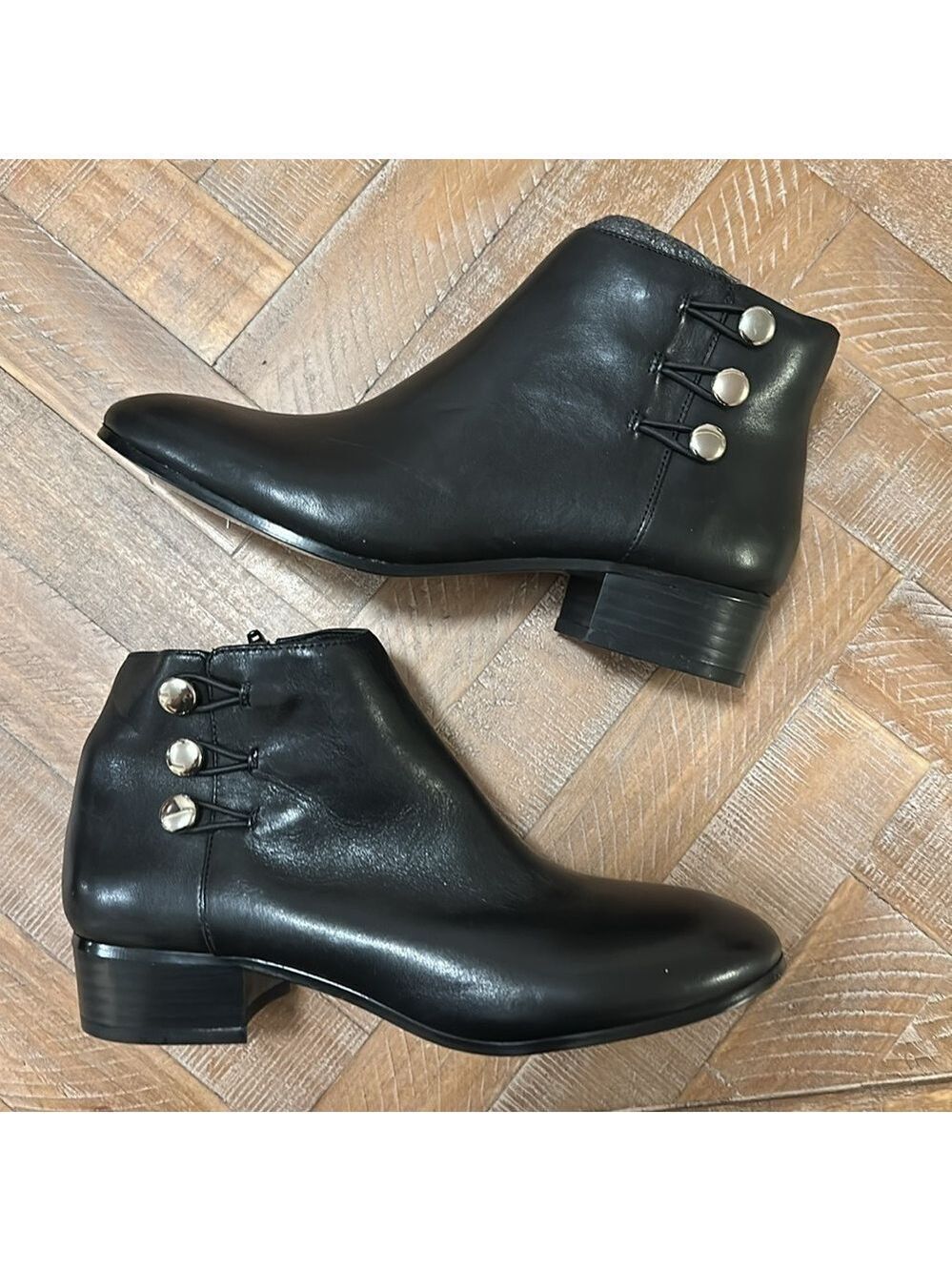 Nine West Occave Leather Silver Button Black Ankle Bootie Boots